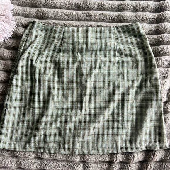 Princess Polly Green and White Mini Slit Skirt - Picture 6 of 10
